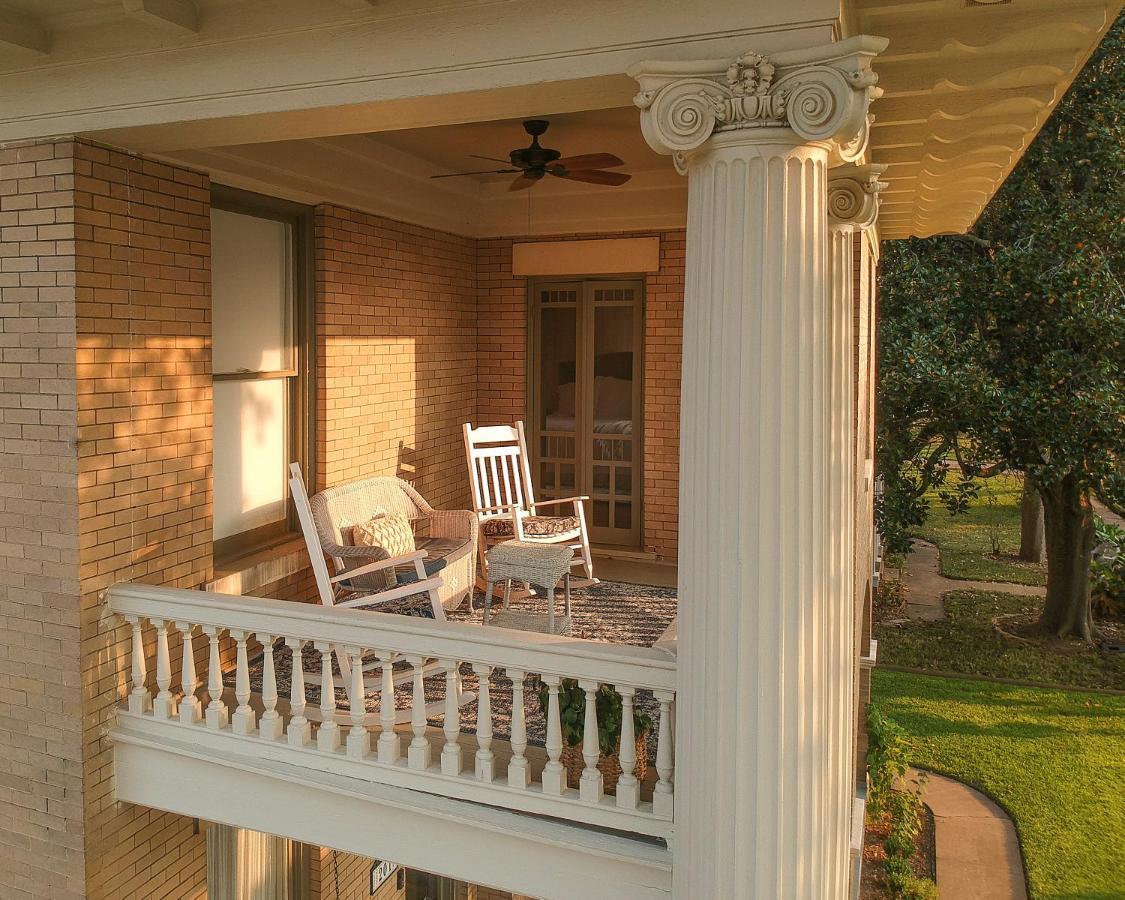 Katy House Bed And Breakfast Smithville Экстерьер фото