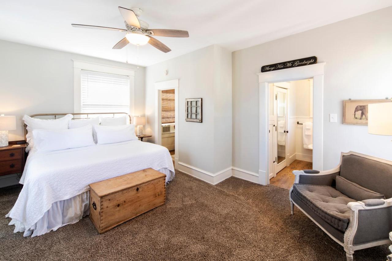 Katy House Bed And Breakfast Smithville Экстерьер фото