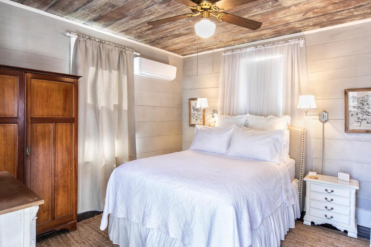 Katy House Bed And Breakfast Smithville Экстерьер фото