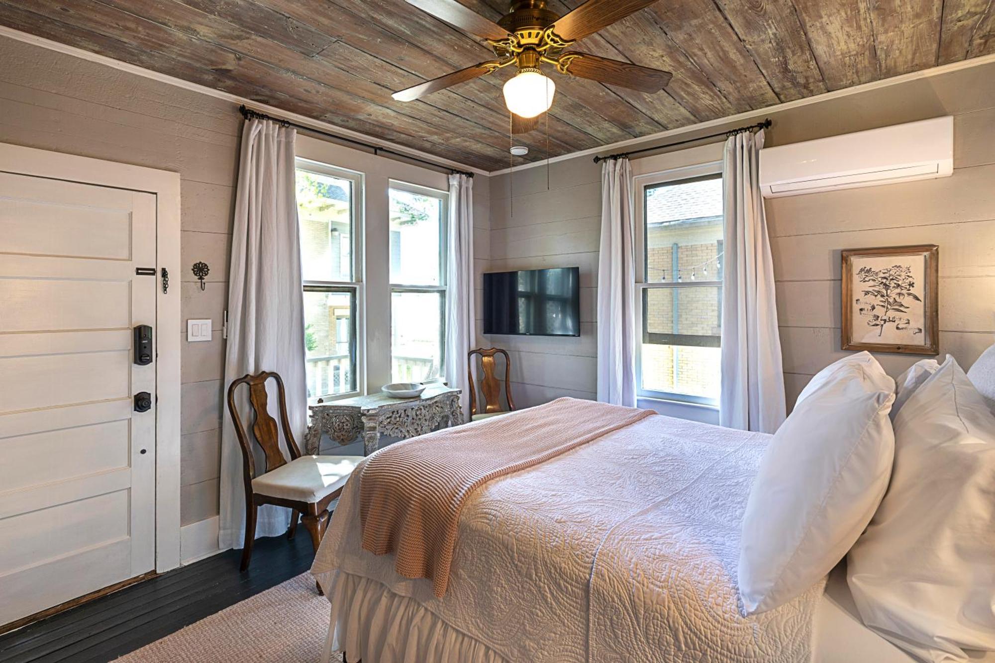 Katy House Bed And Breakfast Smithville Экстерьер фото